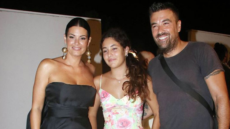 Μαρία Κορινθίου-Γιάννης Αϊβάζης: Η εμφάνιση με την κόρη τους Ισμήνη στο Ηρώδειο