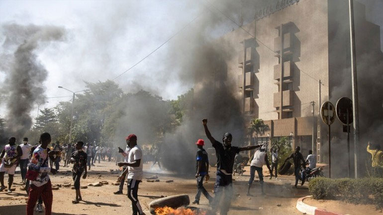 Το Τόγκο παρατείνει την «κατάσταση εκτάκτου ανάγκης» στον βορρά Το Τόγκο παρατείνει την «κατάσταση εκτάκτου ανάγκης» στον βορρά