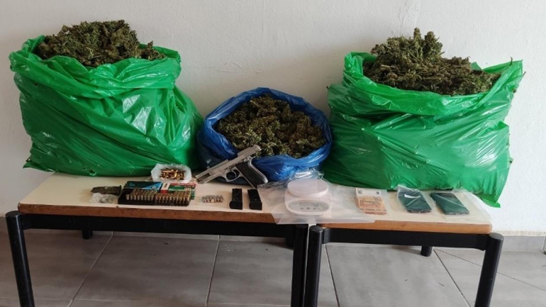Μεγάλη επιχείρηση της ΕΛ.ΑΣ στα Ζωνιανά – Συλλήψεις και πολλά κιλά χασίς σε υπόγειο σπιτιού