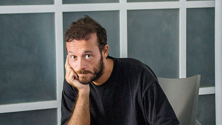 Κολωνάκι: Η πρώτη ανάρτηση του 35χρονου μετά τη βουτιά στο κενό Κολωνάκι: Η πρώτη ανάρτηση του 35χρονου μετά τη βουτιά στο κενό