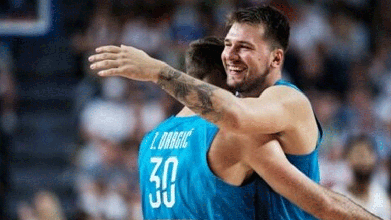 Ευρωμπάσκετ: Ντόντσιτς λαμπρός οδηγεί την Σλοβενία, 88-82 τη Γαλλία μετά από επικό ματς