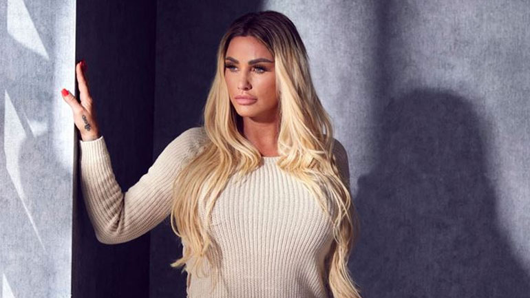 Katie Price: «Mε βίασαν υπό την απειλή όπλου, προσπάθησα να αυτοκτονήσω»