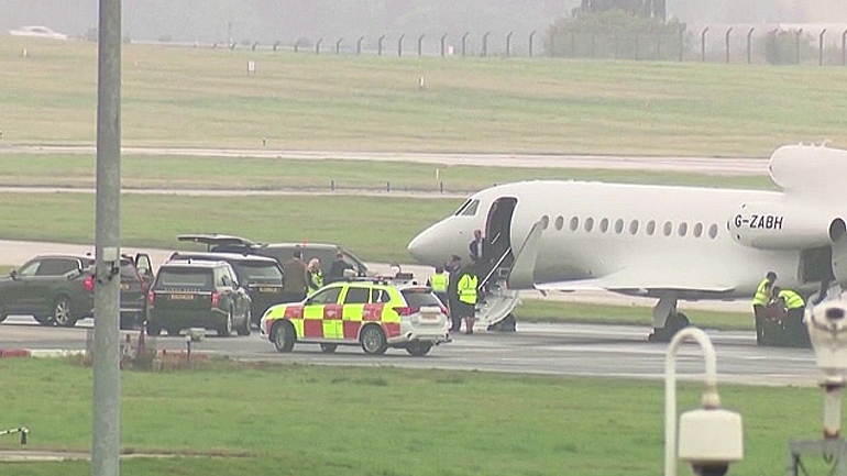 Ο πρίγκιπας Ουίλιαμ μαζί με τους πρίγκηπες Άντριου και Έντουαρντ έφθασαν στη Σκωτία