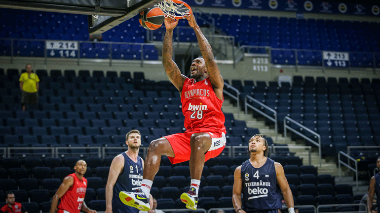 Νίκη του Ολυμπιακού, 74-66 τη Φενέρ στο πρώτο φιλικό