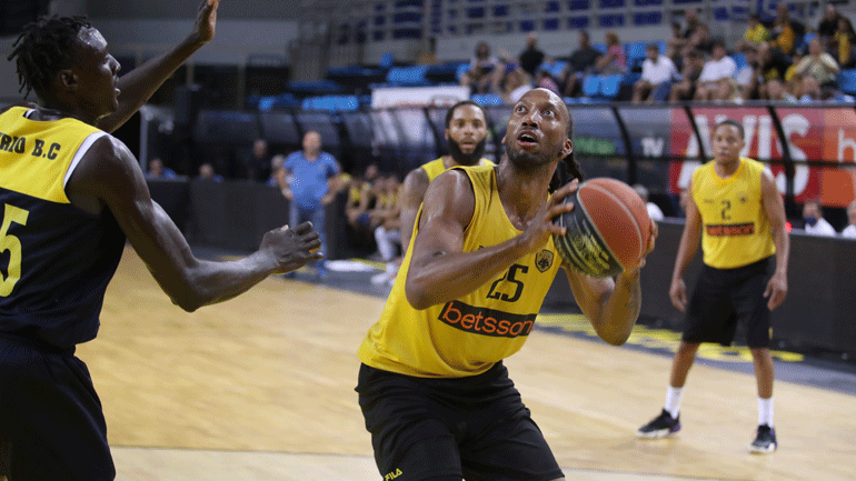 Φιλική νίκη της ΑΕΚ επί του Λαυρίου με πρωταγωνιστές τους Στρέλνιεκς και Μίτσελ