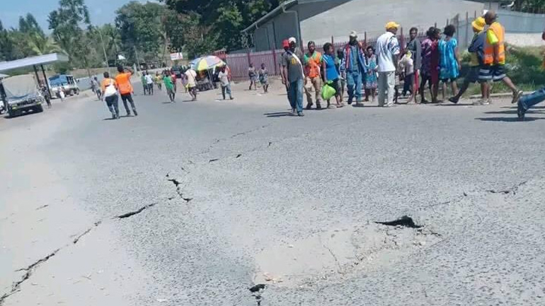 Παπούα Νέα Γουινέα: Πέντε νεκροί από τον ισχυρό σεισμό των 7,6 βαθμών