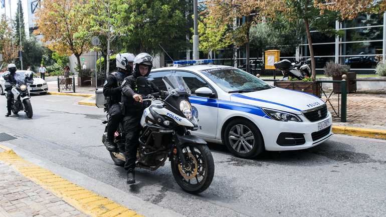 Σύλληψη τεσσάρων ανηλίκων για απόπειρα ληστείας σε βάρος ανήλικου, στο Κερατσίνι