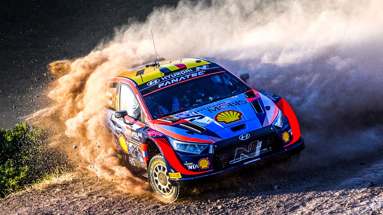 EKO Rally Acropolis – Ανατροπές, εγκαταλείψεις και party της Hyundai λίγο πριν το φινάλε