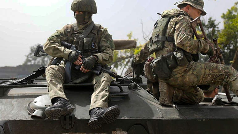 Ο ρωσικός στρατός πλήττει θέσεις των Ουκρανών στο Χάρκοβο