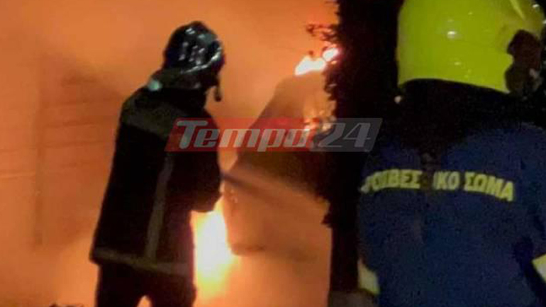 Πάτρα: Άρπαξε φωτιά πάρκινγκ στην Παραλία