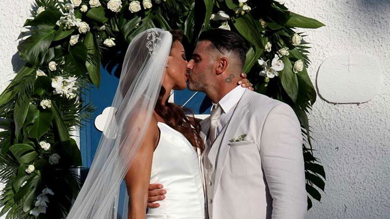 Παντρεύτηκαν η Αθηνά Ευμορφιάδη και ο Γιάννης Μαυροκορδάτος – Το άλμπουμ του γάμου τους