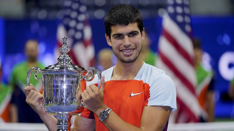 Tένις: Στην κορυφή του κόσμου ο Αλκαράθ, στο Νο 6 ο Τσιτσιπάς