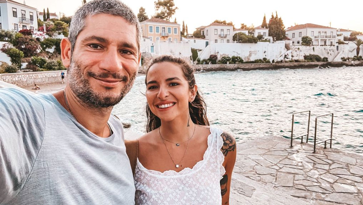 Εριέττα Κούρκουλου: Ξεσπά με αφορμή το ταξίδι της στις Σπέτσες για τους εορτασμούς της Αρμάτας