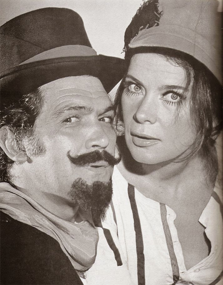 Ο Κώστας Καζάκος και η Τζένη Καρέζη στο «Μεγάλο μας τσίρκο» (1973)