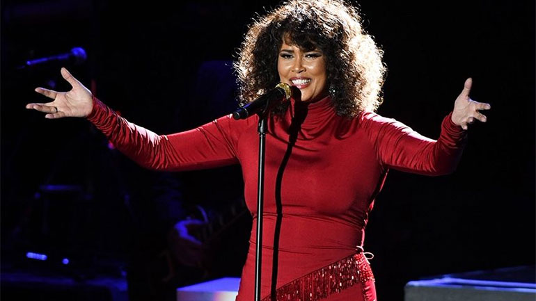 Μια μουσική παράσταση του West End αφιερωμένη στη Γουίτνεϊ Χιούστον έρχεται στο Christmas Theater