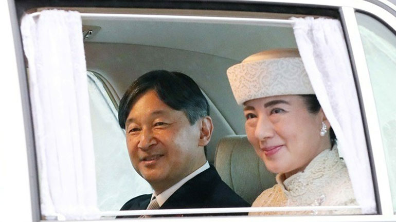 Ιαπωνία: Το αυτοκρατορικό ζεύγος θα παραστεί στην κηδεία της βασίλισσας Ελισάβετ