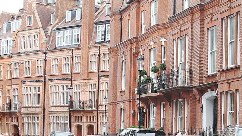 Βρετανία: Άλμα 15,5% των τιμών κατοικιών τον Ιούλιο