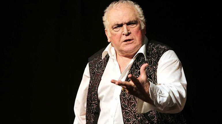 Κώστας Καζάκος: Τα μηνύματα των Ελλήνων ηθοποιών μετά την είδηση του θανάτου του