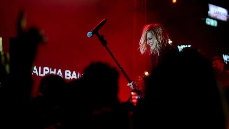 Φάρσα το τηλεφώνημα για βόμβα σε συναυλία της Άννας Βίσση