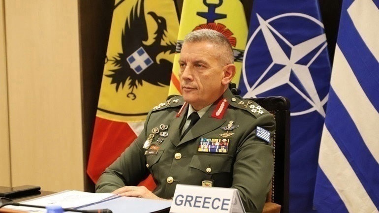 Συνάντηση του αρχηγού ΓΕΕΘΑ με τον ακόλουθο Άμυνας των Ηνωμένων Αραβικών Εμιράτων στην Ελλάδα