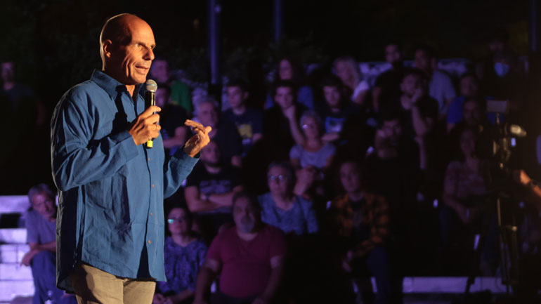 Βαρουφάκης: Η ρήξη είναι η απάντηση στην κρίση