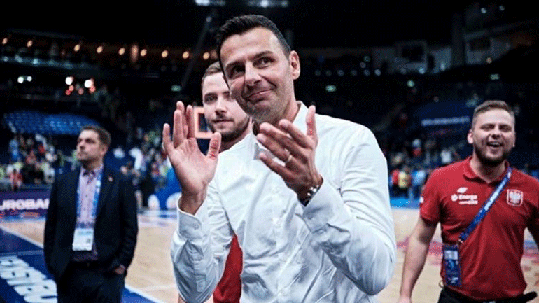 Μίλιτσιτς: «Οι παίκτες μου έχουν κάτι αρ@@@@@ σαν καρπούζια»