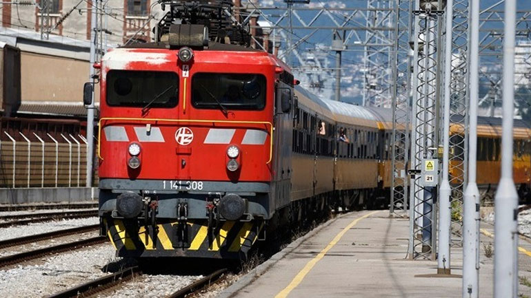 Κροατία: Τρένο παρέσυρε αυτοκίνητο – Τρεις νεκροί και ένας τραυματίας