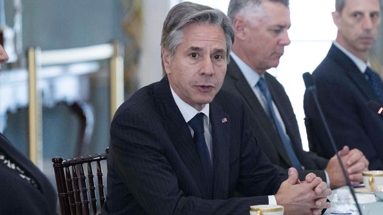 Άντονι Μπλίνκεν: «Η Ρωσία ενεργεί με αποτρόπαιο τρόπο»