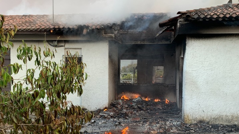 Άνοιξε η πλατφόρμα αρωγής για τους πυρόπληκτους της Βρίσας, των Μεγάρων και των Κρεστένων