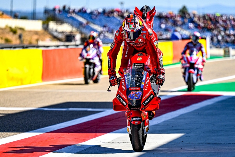 Ο Τζακ Μίλερ το γιορτάζει με το δικό του μοναδικό τρόπο!