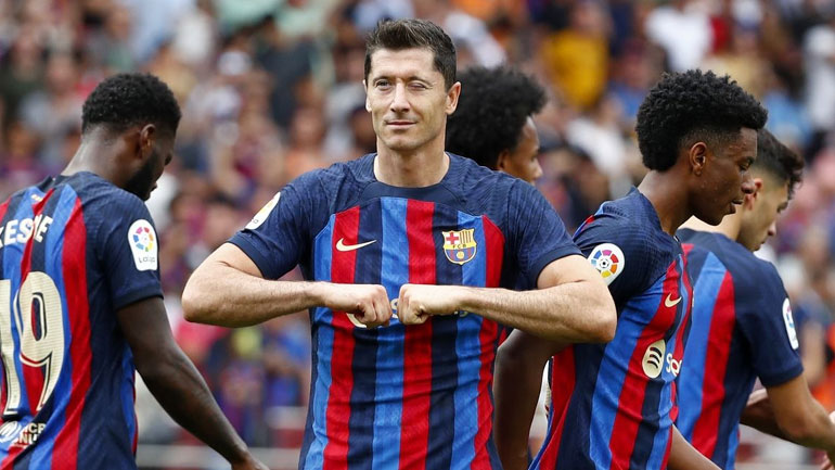 Ισπανία: Με νέο σόου του Λεβαντόφσκι, 3-0 η Μπαρτσελόνα την Ελτσέ