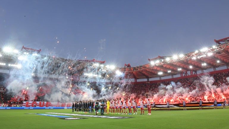 Όταν ξύπνησαν από το μεθύσι τα «Ουουου…» και τα «Γιούχα…»