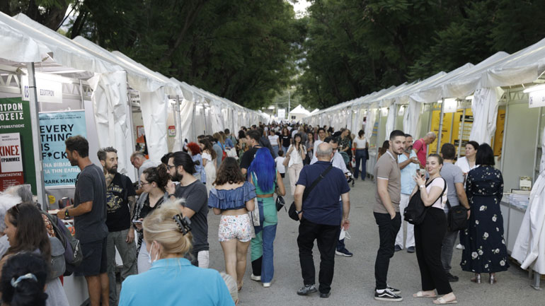 Ο Κόλλιας στην πρύμνη…