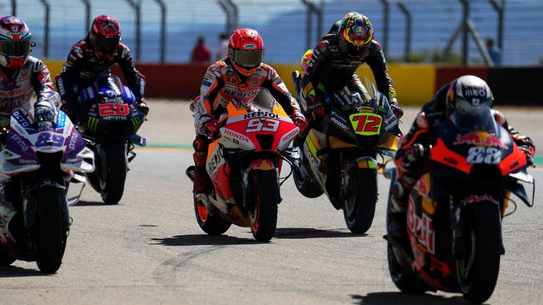 Χάος στον πρώτο γύρο των MotoGP!