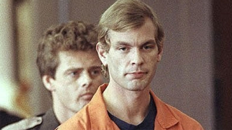 Τζέφρι Ντάμερ: Η ιστορία του «κανίβαλου του Μιλγουόκι», έγινε σειρά στο Netflix