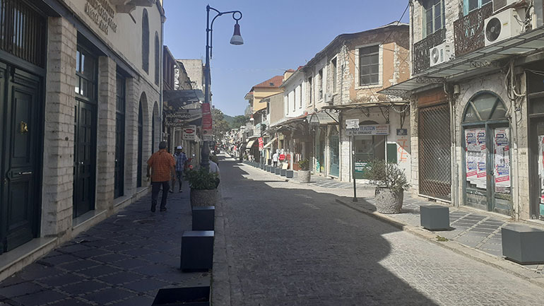 Χάνεται η παραδοσιακή χαλκοτεχνική – Ο τελευταίος τεχνίτης της πόλης των Ιωαννίνων