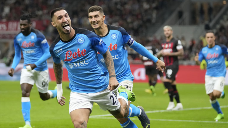 Ιταλία: «Διπλό» κορυφής για τη Νάπολι, 2-1 τη Μίλαν!