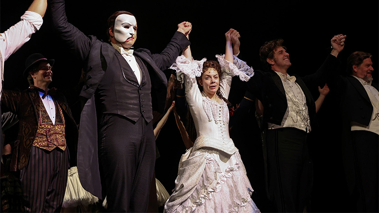 Φάντασμα της Όπερας: Αυλαία για τη μακροβιότερη παράσταση του Μπρόντγουεϊ έπειτα από 35 χρόνια