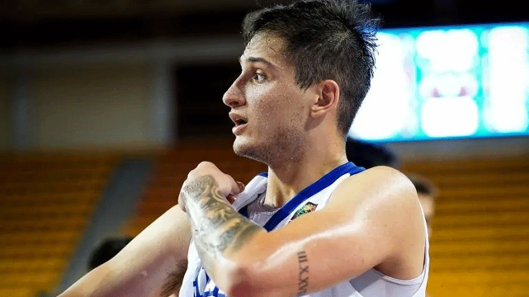 Μπάσκετ: Ανανέωσε με τον Ιωνικό ο Νίκος Αρσενόπουλος