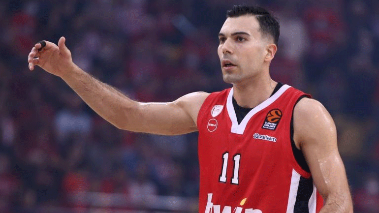 Χωρίς τον Σλούκα στην Κύπρο ο Ολυμπιακός