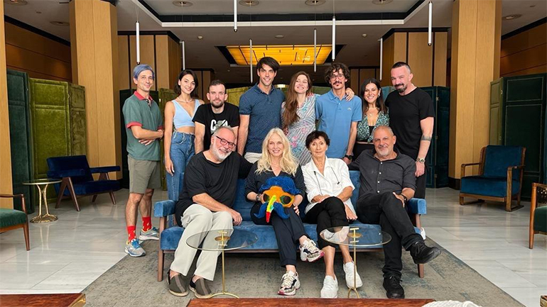 «Το Πάρτι! – Μάικ ο Φασολάκης» της Μαρί Κωνσταντάτου έρχεται στο θέατρο Ήβη