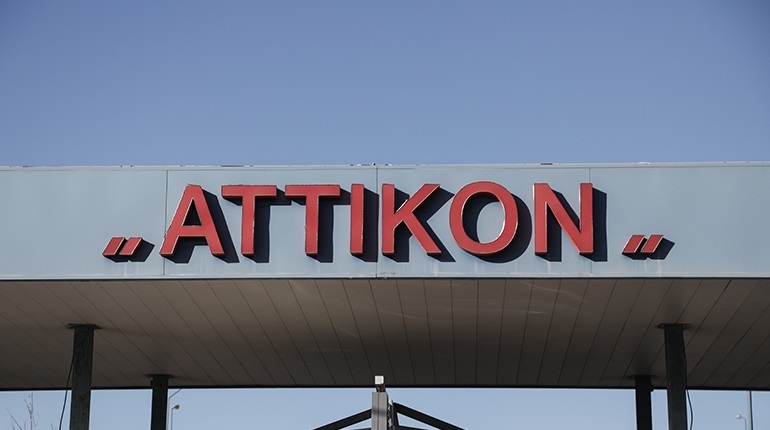 ΕΙΝΑΠ: Καταγγέλλει τη διευθύντρια της Παιδιατρικής Κλινικής στο «Αττικόν» Β. Παπαευαγγέλου – Τι απαντά η ίδια