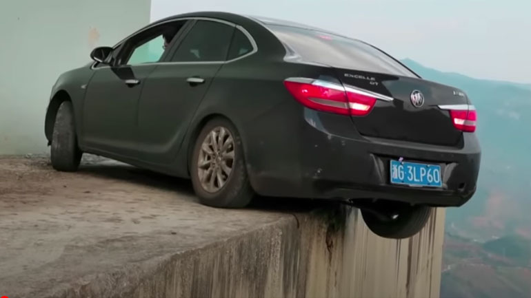 Η αναστροφή που κόβει την ανάσα