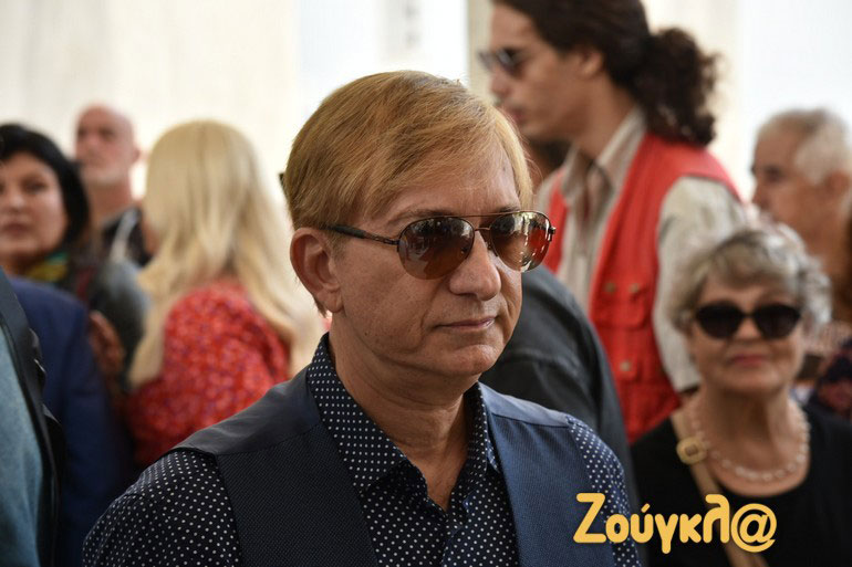 Μάκης Δελαπόρτας