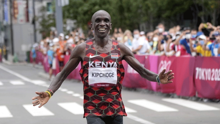 Ο Κιπτσόγκε επιστρέφει στο Βερολίνο