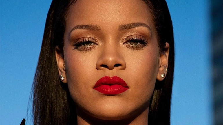 Η Rihanna θα εμφανιστεί στο μεγάλο σόου του ημιχρόνου στο Super Bowl 2023