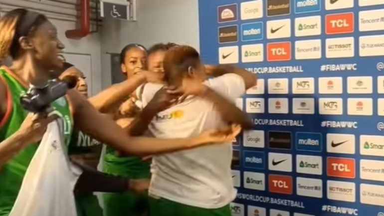 Μπάσκετ: Παίκτριες της Εθνικής Μάλι έπαιξαν μπουνιές μπροστά στις κάμερες!