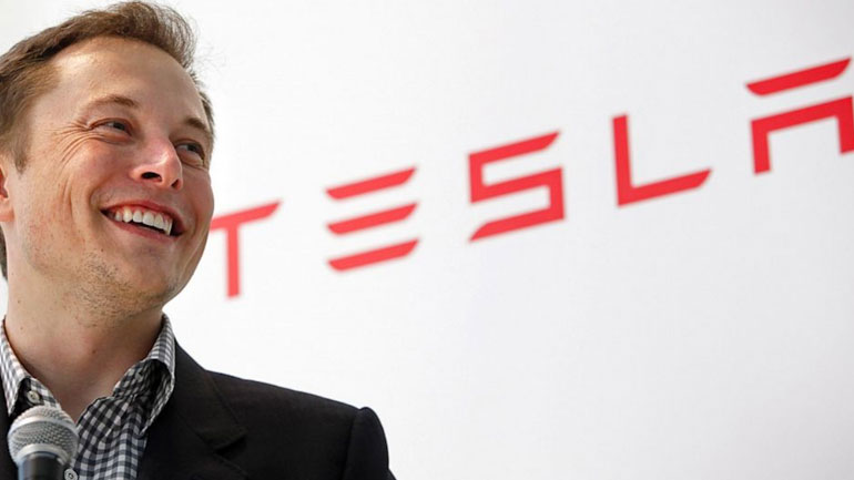 Ο Elon Musk ζητά να μην χαρακτηρίζονται οι over-the-air ενημερώσεις ως ανακλήσεις. Έχει δίκιο;