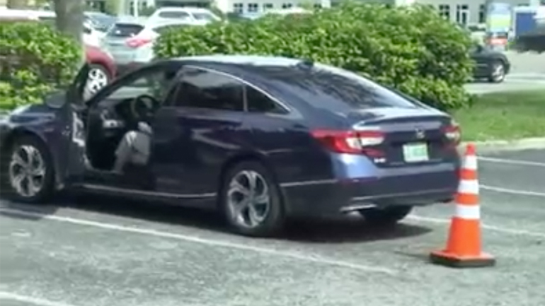 Φάρσα με ένα τηλεκατευθυνόμενο κώνο