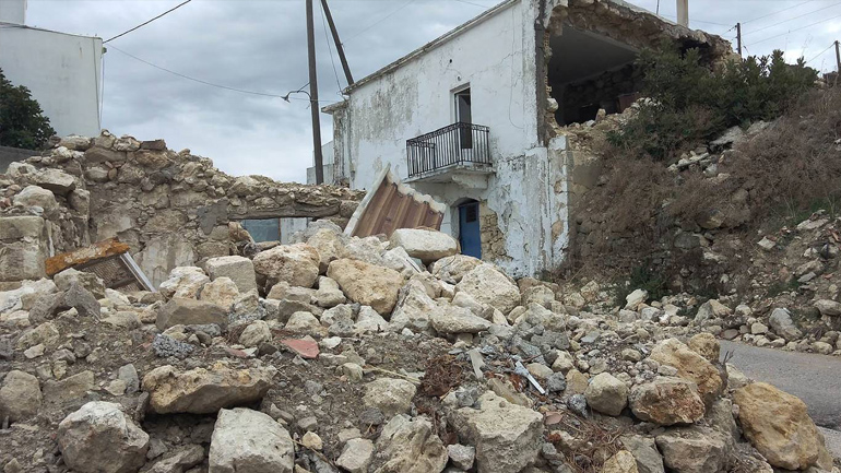 Αρκαλοχώρι: Ένας χρόνος μετά τον φονικό σεισμό – Συγκλονίζουν οι εικόνες